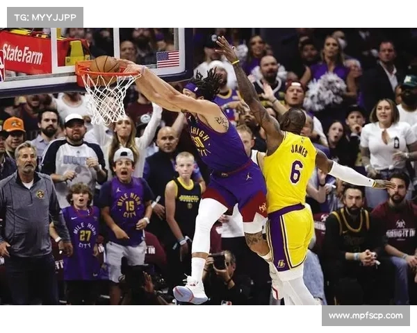 NBA历史十大最震撼暴扣瞬间 这些扣篮让全场为之疯狂 NBA历史十大最震撼暴扣瞬间 这些扣篮让全场为之疯狂